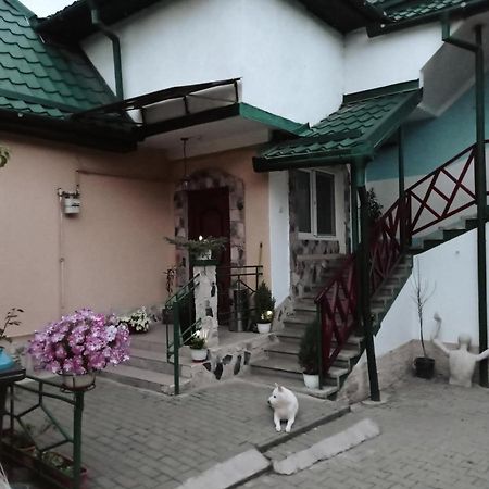 Casa Vinco Vici Hotell Turda Exteriör bild